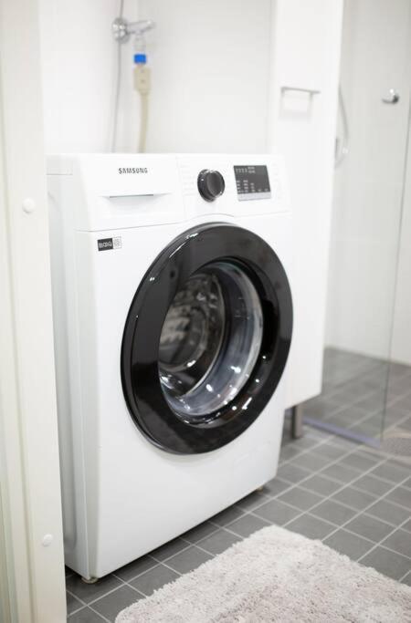 New Studio Apartment With Free Parking Kuopio Dış mekan fotoğraf